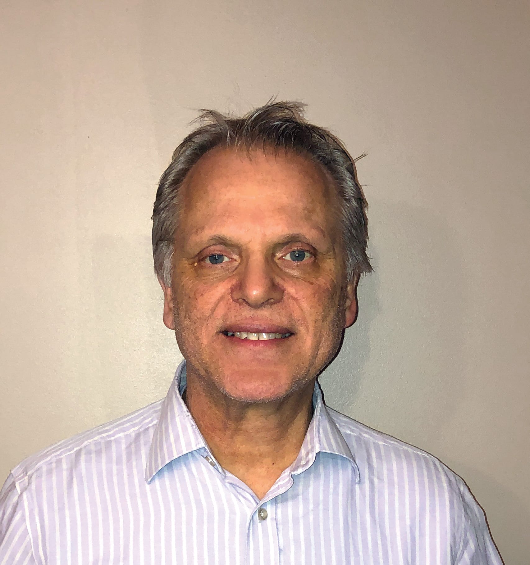 Headshot of Jeffrey